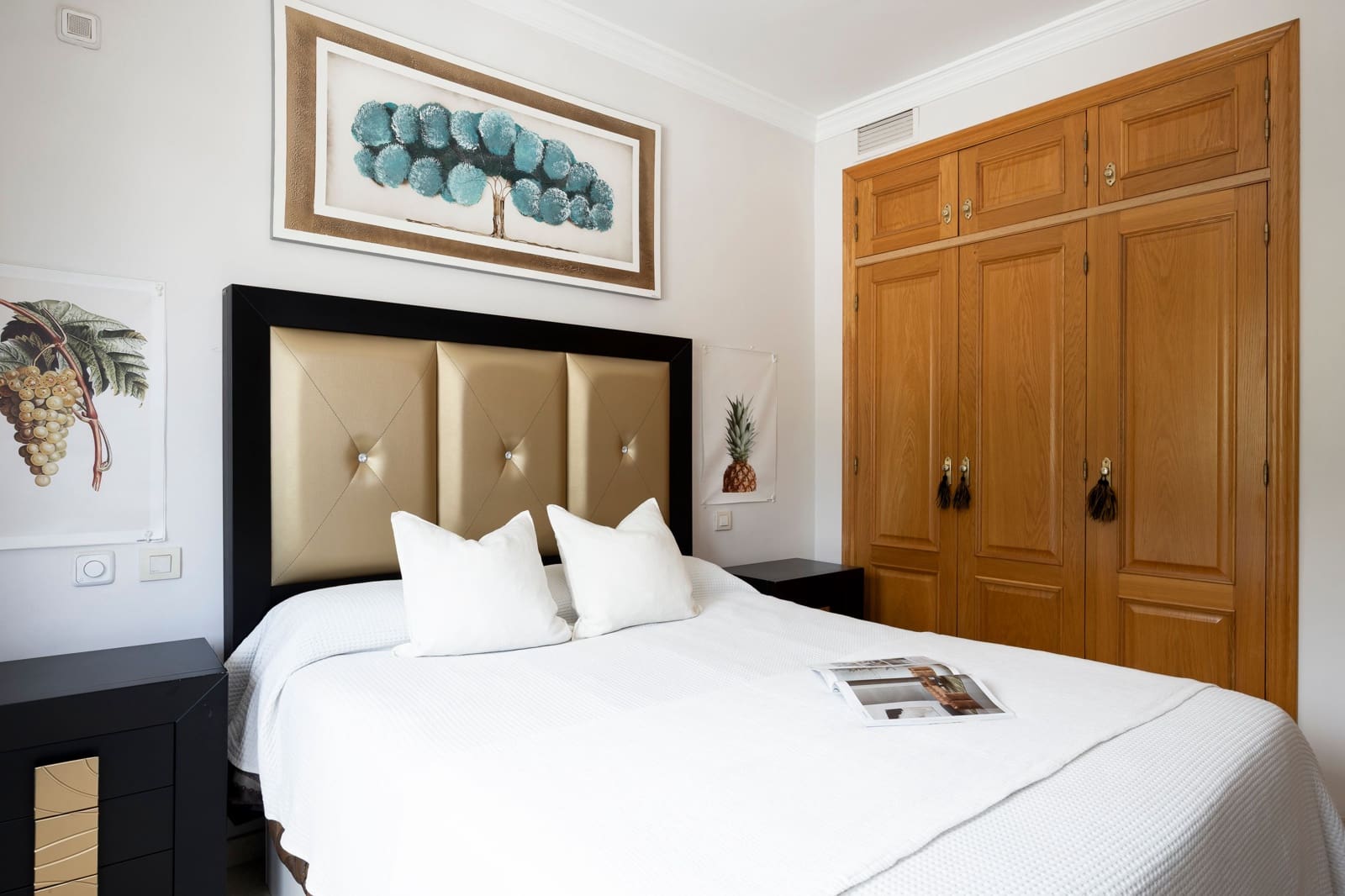 4 soveværelse Byhus til salg i Marbella med swimmingpool - € 899.900 (Ref: 9004668)