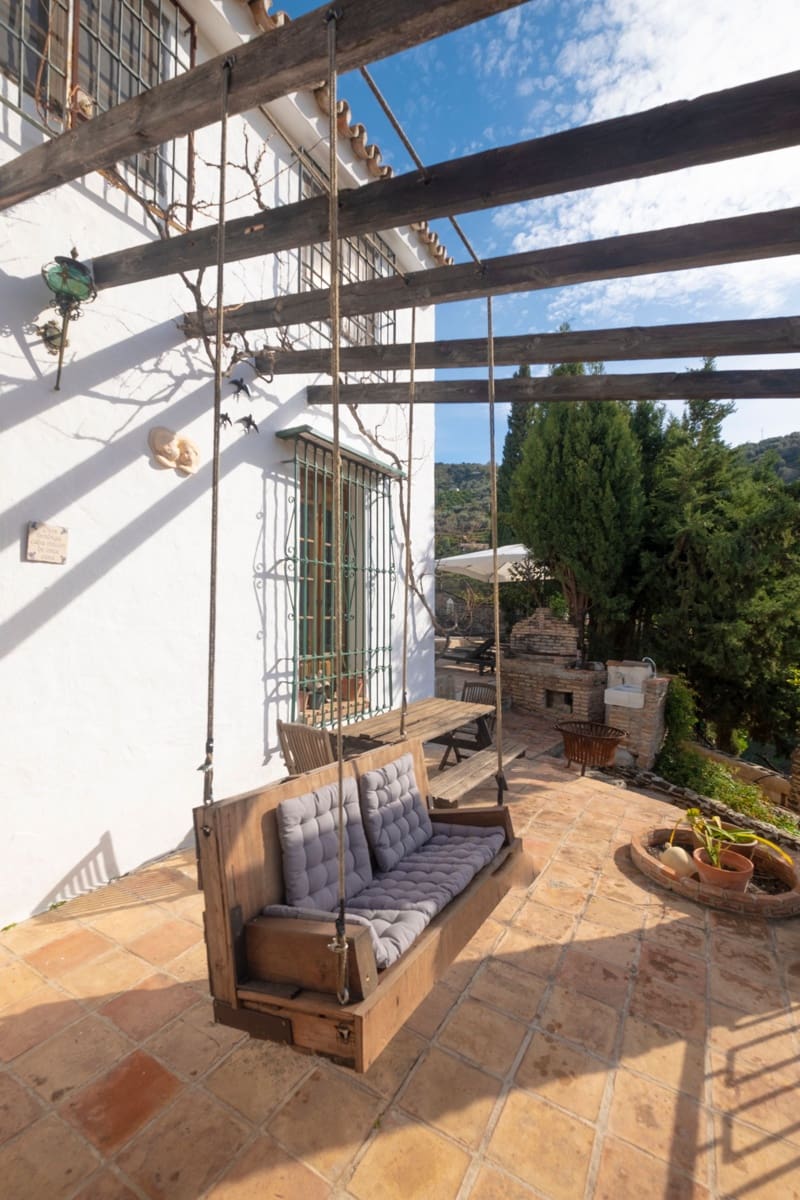 6 sypialnia Dom na sprzedaż w Sayalonga z basenem - 780 000 € (Ref: 9006670)