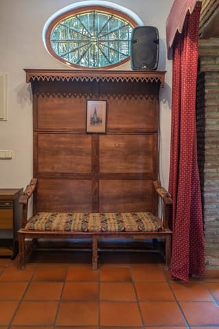 6 bedroom Townhouse for sale in Sayalonga with pool - € 780,000 (Ref: 9006670)