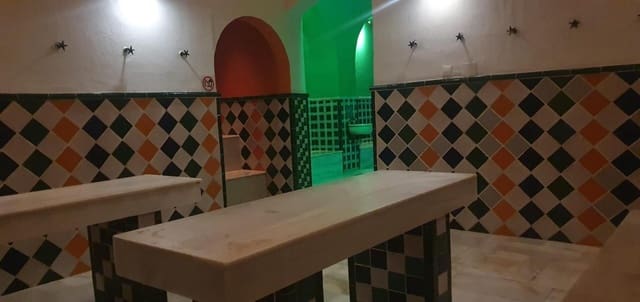 Casa em Banda para venda em Centro Historico, Málaga cidade - 1 380 000 € (Ref: 9018746)