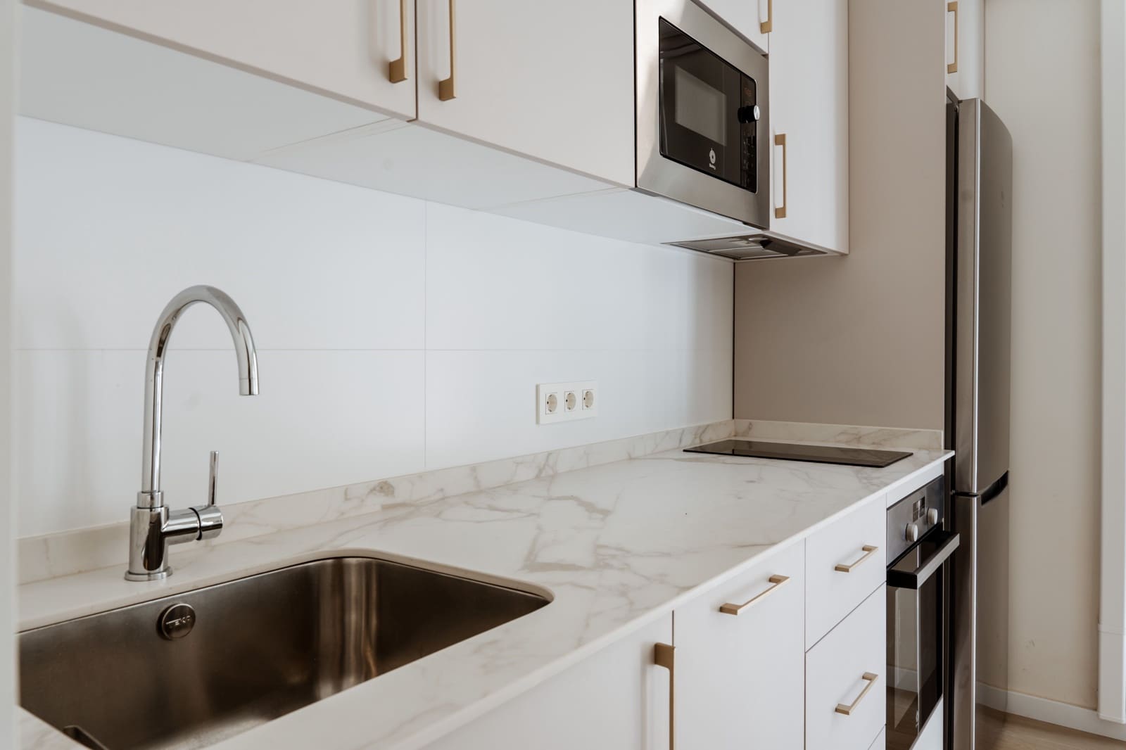 3 slaapkamer Appartement te koop in Malaga stad - € 629.000 (Ref: 9035560)