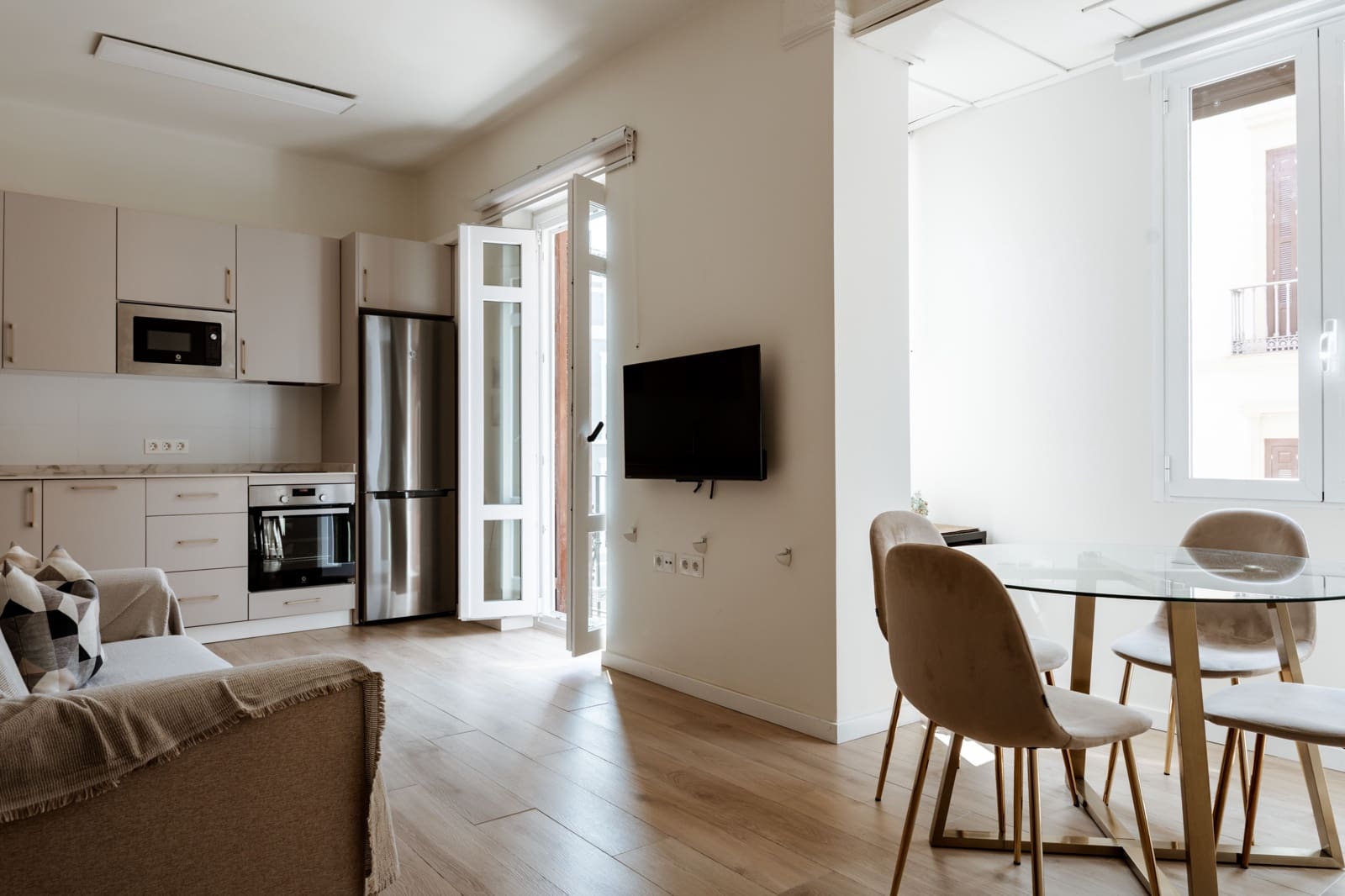 3 slaapkamer Appartement te koop in Malaga stad - € 629.000 (Ref: 9035560)