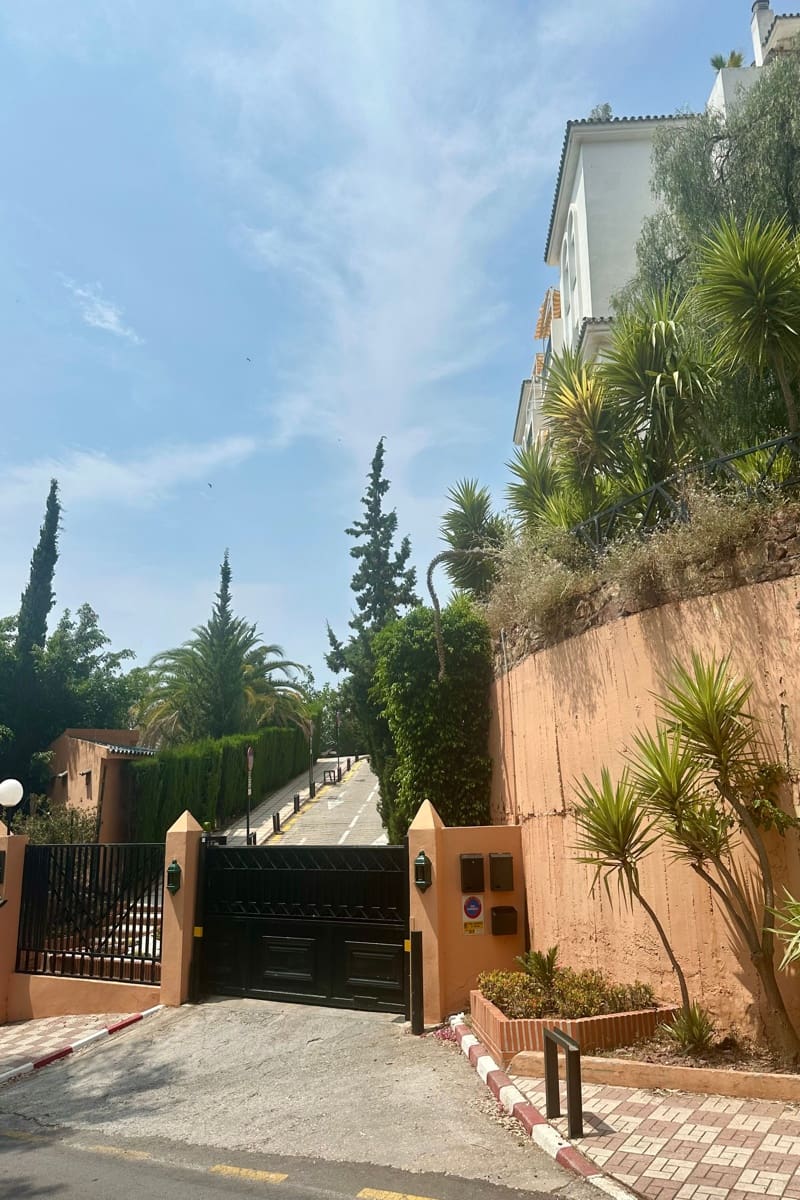 4 sypialnia Apartament na sprzedaż w Miasto Malaga - 1 300 000 € (Ref: 9035568)