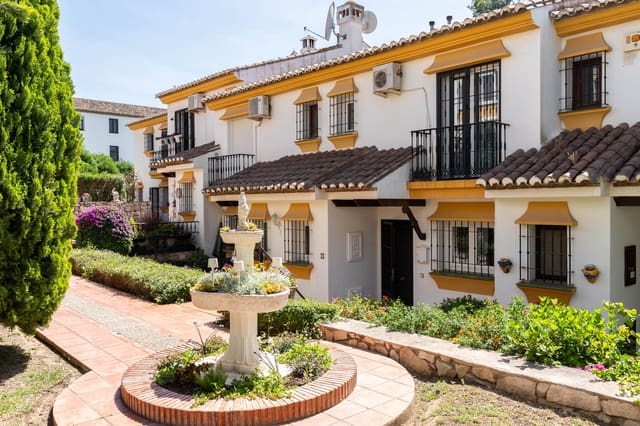2 makuuhuone Omakotitalo myytävänä paikassa Mijas Golf, Mijas mukana uima-altaan - 399 000 € (Ref: 9035569)
