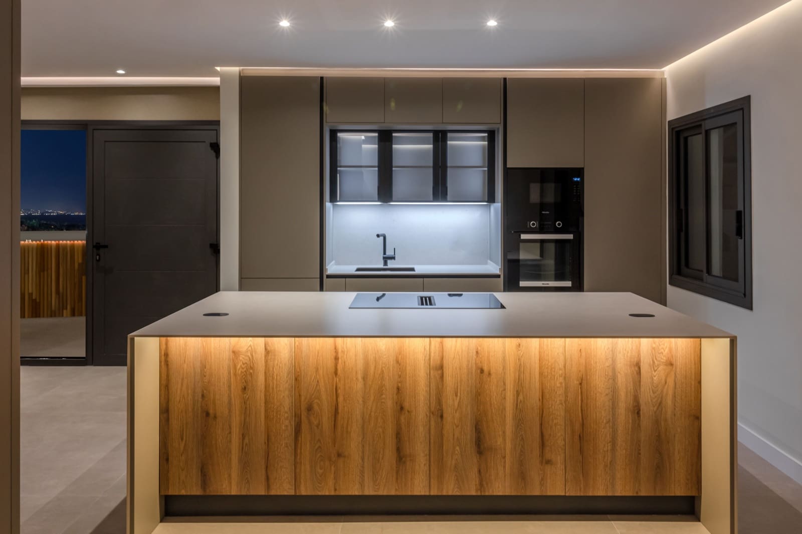 2 sovrum Takvåning till salu i Marbella med pool - 890 000 € (Ref: 9035571)