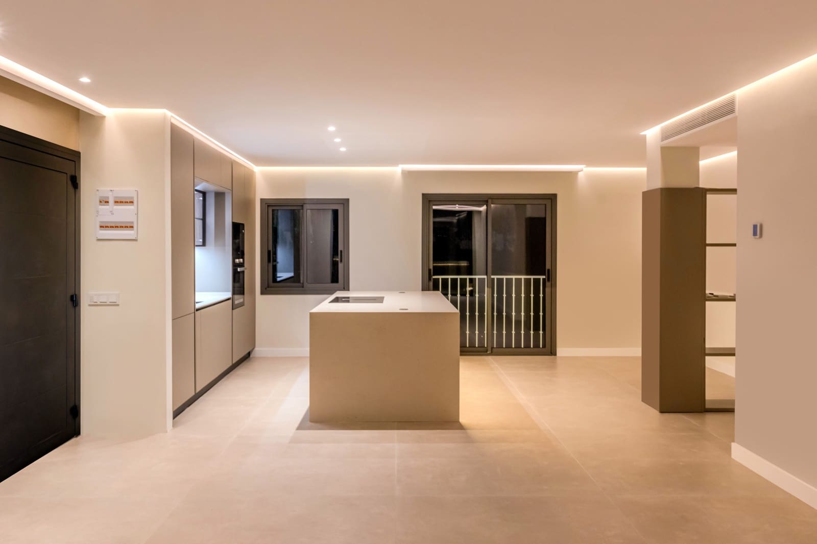 2 sovrum Takvåning till salu i Marbella med pool - 890 000 € (Ref: 9035571)