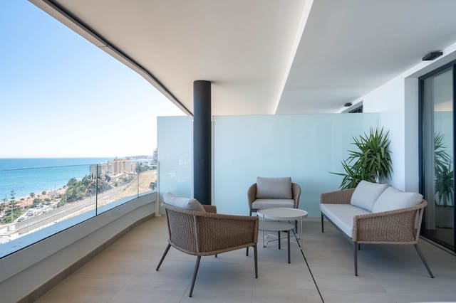 2 makuuhuone Huoneisto myytävänä paikassa Las Gaviotas  - Carvajal, Fuengirola mukana uima-altaan - 719 000 € (Ref: 9035575)