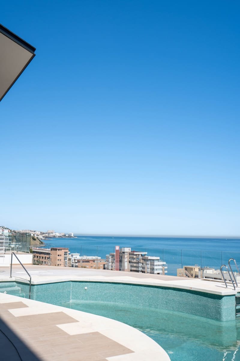 2 soveværelse Lejlighed til salg i Fuengirola med swimmingpool - € 719.000 (Ref: 9035575)