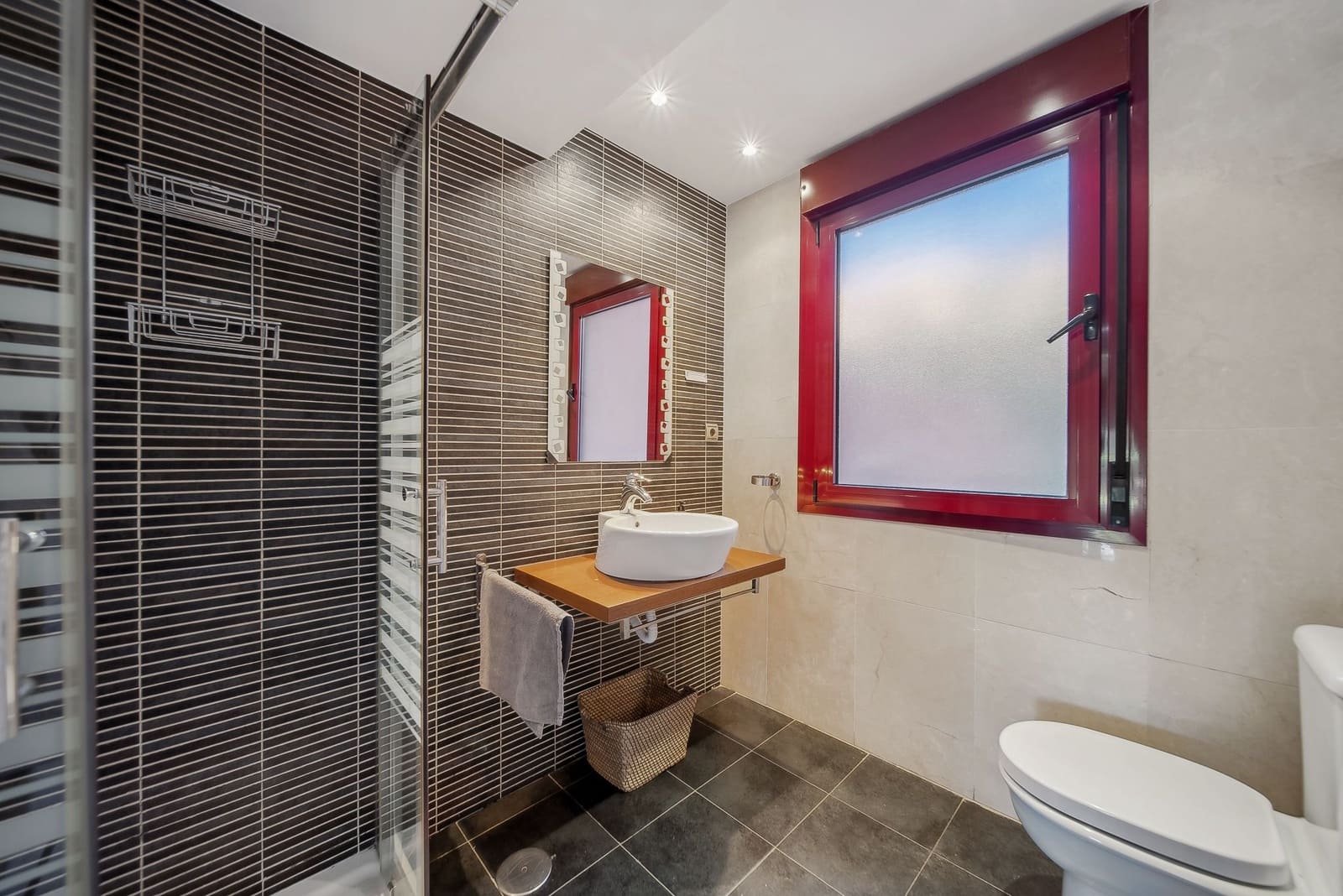 2 bedroom Apartment for sale in Casares - € 450,000 (Ref: 9037052)