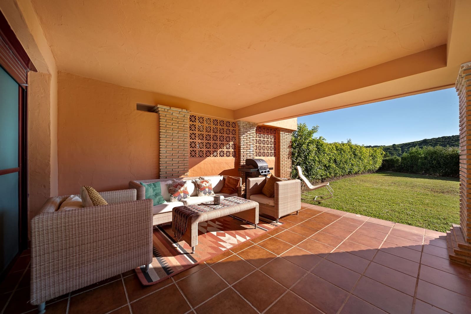 2 bedroom Apartment for sale in Casares - € 450,000 (Ref: 9037052)