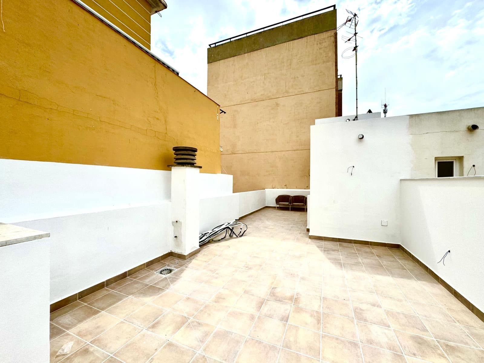 1 soveværelse Lejlighed til salg i Malaga by - € 295.000 (Ref: 9041570)