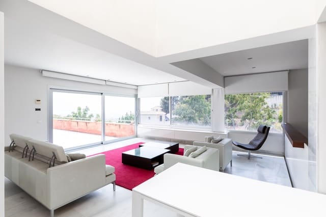 4 soverom Villa til salgs i El Atabal, Málaga by med svømmebasseng - € 1 950 000 (Ref: 9043993)