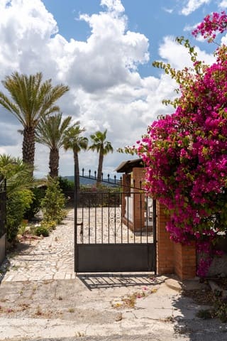 4 makuuhuone Omakotitalo myytävänä paikassa Pizarra mukana uima-altaan - 450 000 € (Ref: 9049651)