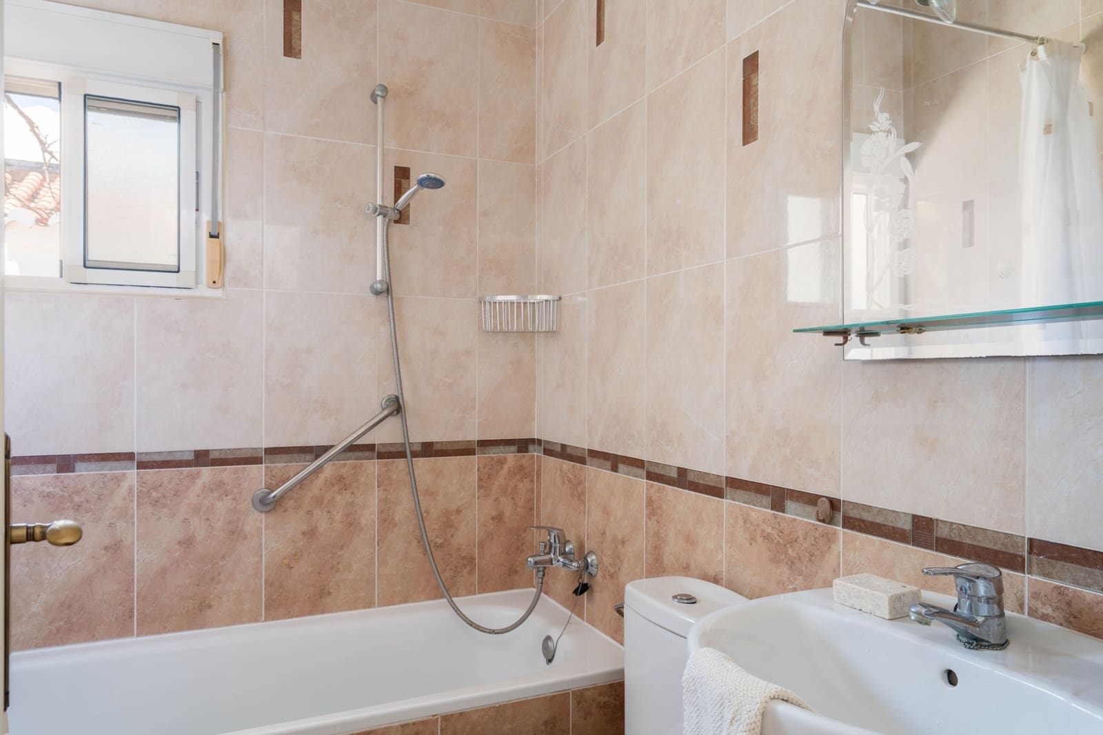 4 slaapkamer Huis te koop in Pizarra met zwembad - € 450.000 (Ref: 9049651)