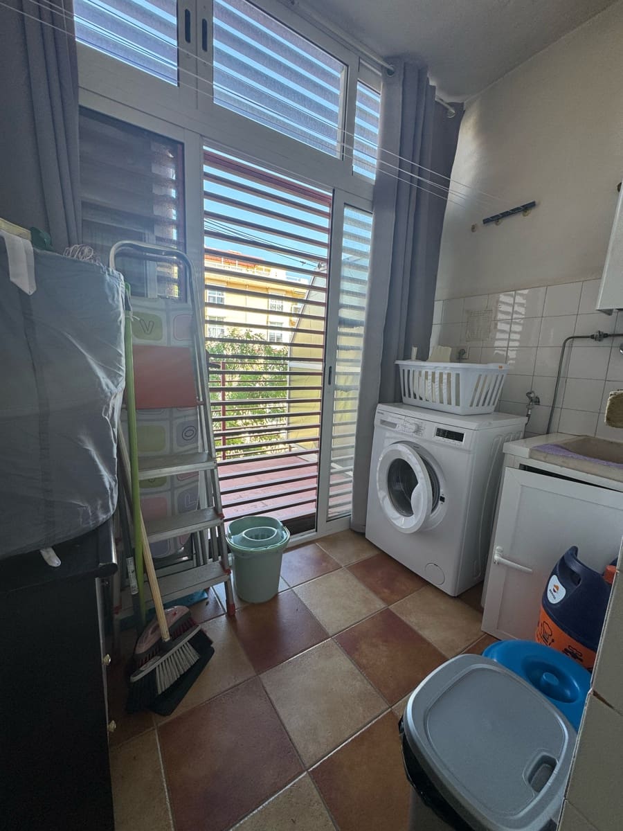 3 soveværelse Lejlighed til salg i Fuengirola - € 350.000 (Ref: 9050420)