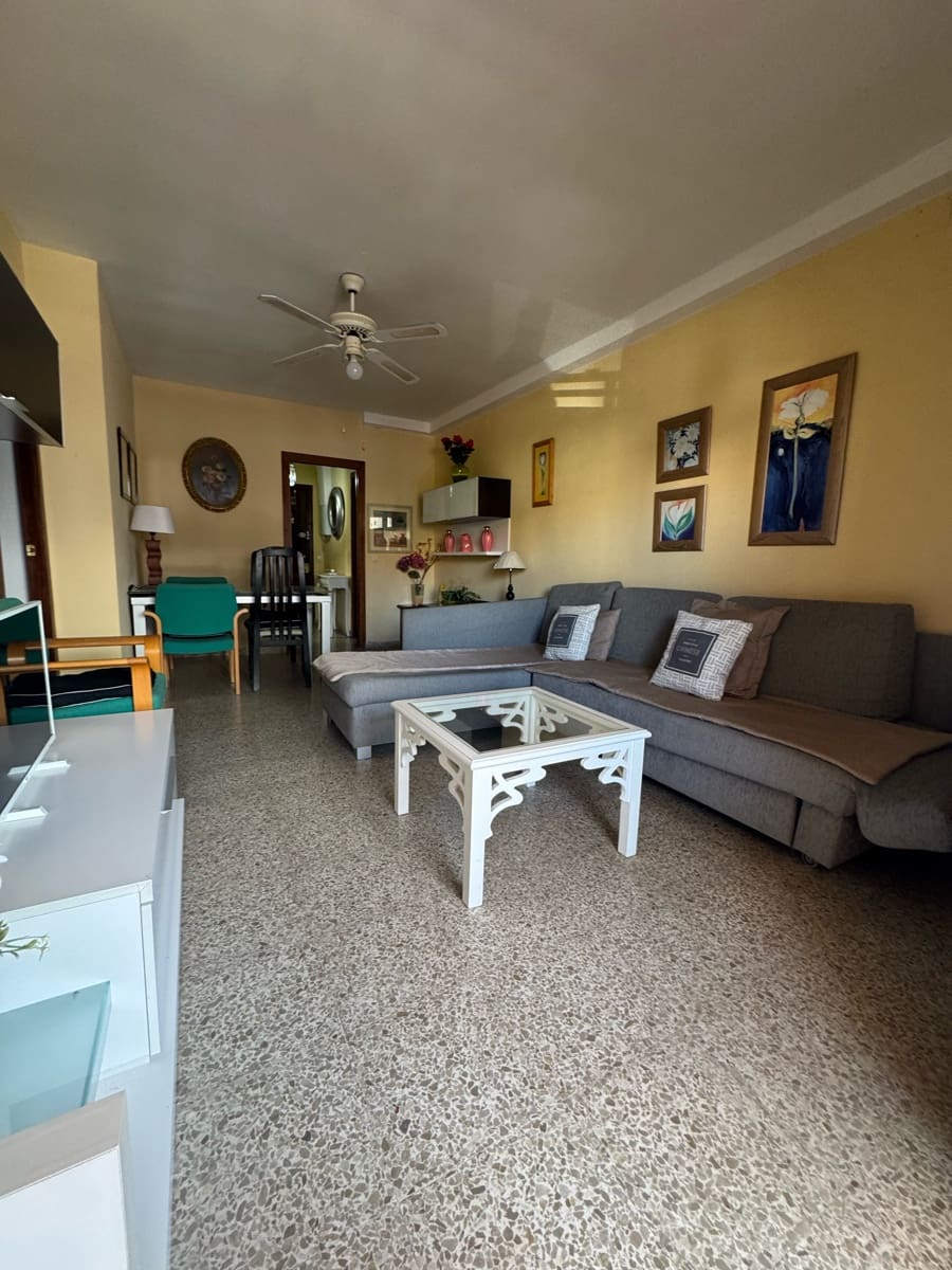 3 soveværelse Lejlighed til salg i Fuengirola - € 350.000 (Ref: 9050420)