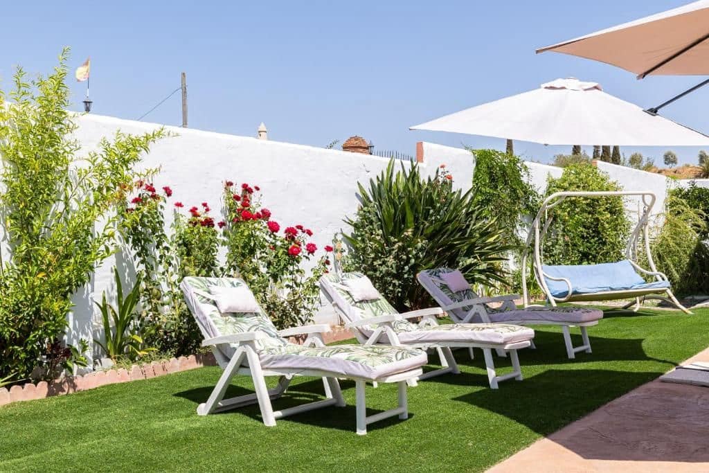 8 soveværelse Finca/Landehus til salg i Malaga by med swimmingpool - € 650.000 (Ref: 9053656)