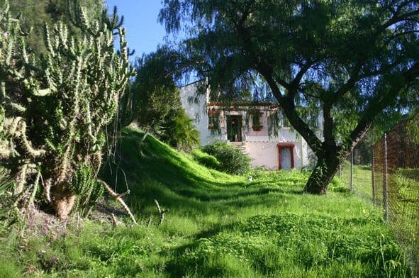 Hus til salgs i Los Arqueros - Puerto del Almendro, Benahavís - € 1 350 000 (Ref: 9056997)