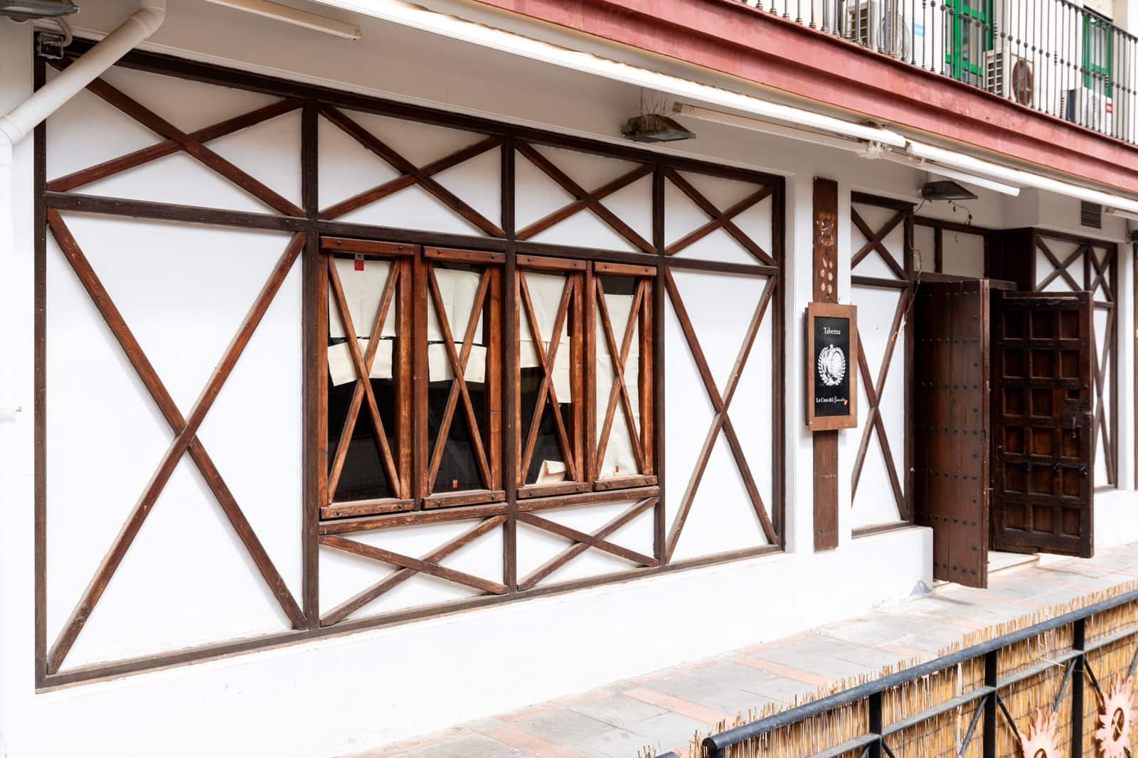 Kommersiell til salgs i Fuengirola - € 425 000 (Ref: 9058622)