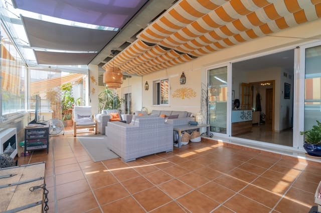 4 sovrum Takvåning till salu i Torremolinos med pool - 615 000 € (Ref: 9076093)