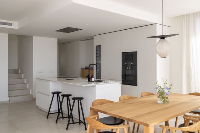 3 makuuhuone Huoneisto myytävänä paikassa Los Naranjos, Marbella mukana uima-altaan - 2 890 000 € (Ref: 9077693)