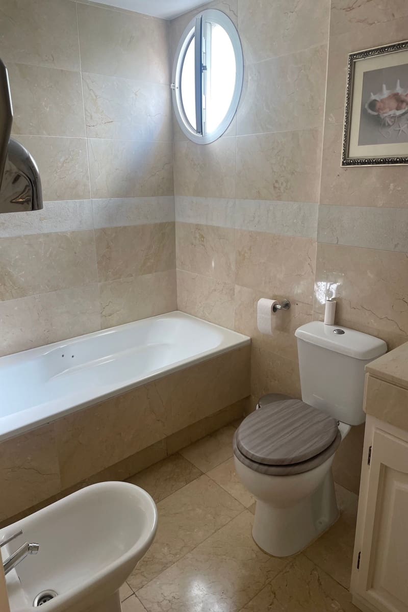 3 soveværelse Lejlighed til salg i Marbella - € 550.000 (Ref: 9087165)