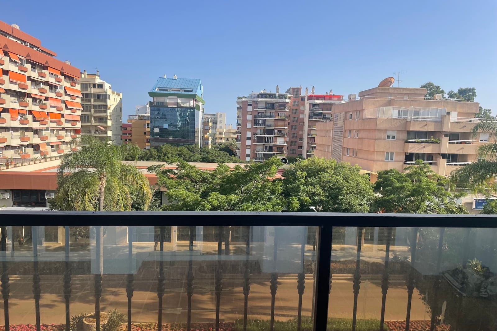 3 soveværelse Lejlighed til salg i Marbella - € 550.000 (Ref: 9087165)