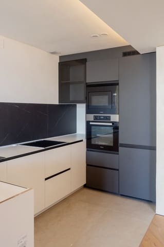 2 sovrum Lägenhet till salu i El Terreno, Palma de Mallorca med pool - 1 395 000 € (Ref: 9088221)