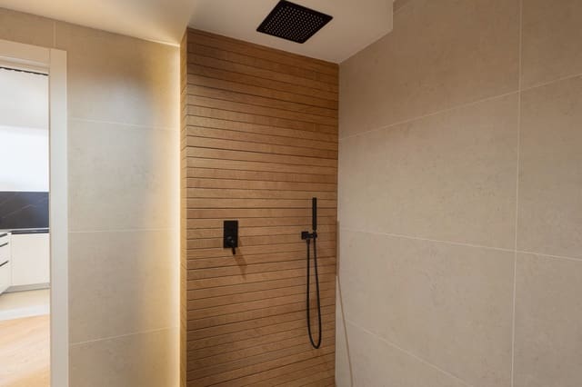 2 sovrum Lägenhet till salu i El Terreno, Palma de Mallorca med pool - 1 395 000 € (Ref: 9088221)