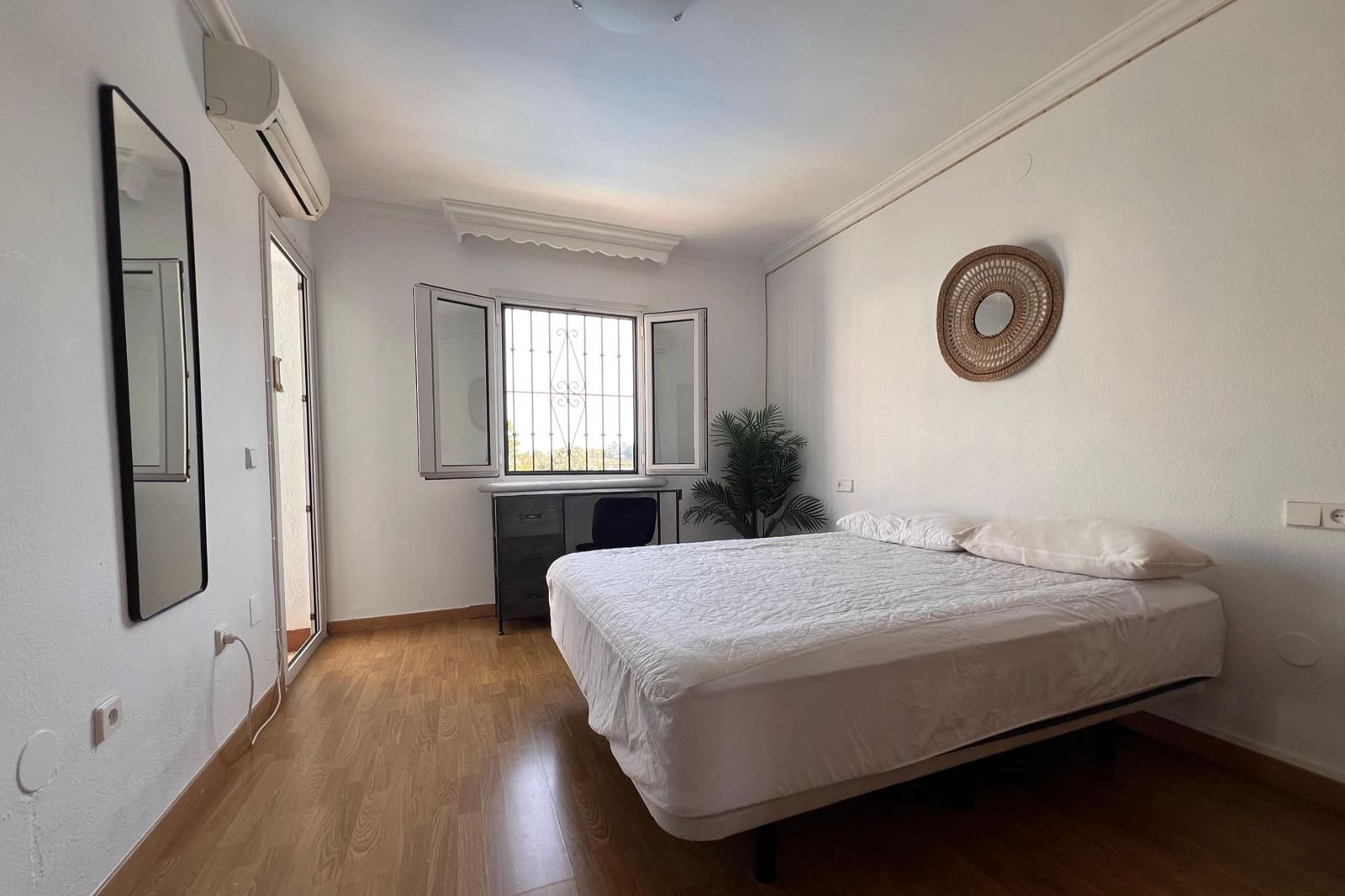 Casa de 5 habitaciones en Mijas en venta con piscina - 449.000 € (Ref: 9099933)