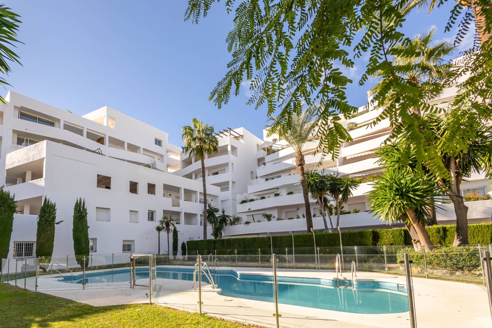2 soverom Leilighet til salgs i Marbella med svømmebasseng - € 890 000 (Ref: 9100161)