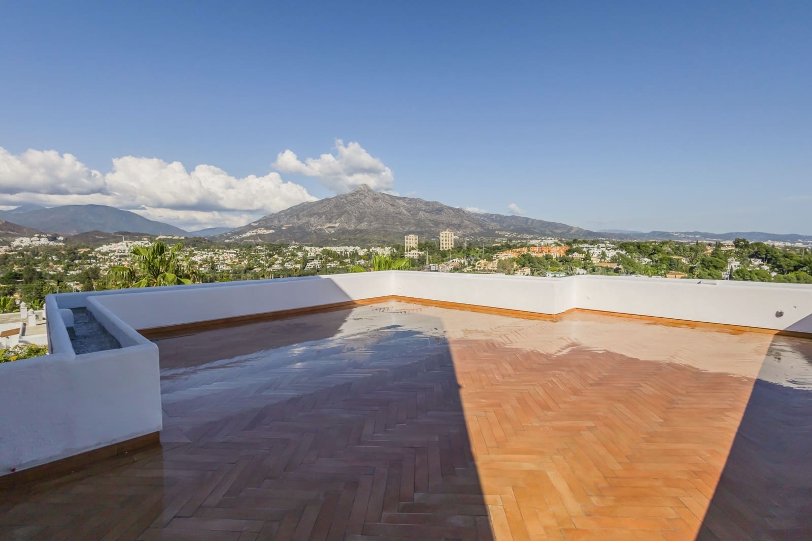 2 soverom Leilighet til salgs i Marbella med svømmebasseng - € 890 000 (Ref: 9100161)