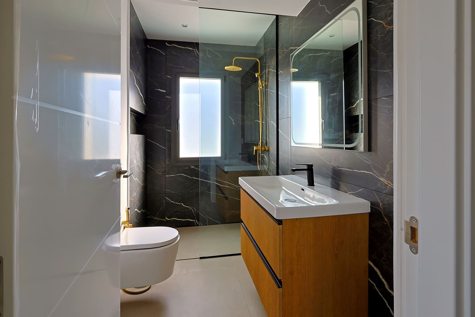 2 soverom Leilighet til salgs i Marbella med svømmebasseng - € 890 000 (Ref: 9100161)