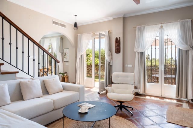 2 sovrum Hus till salu i Istán med pool - 699 000 € (Ref: 9100243)