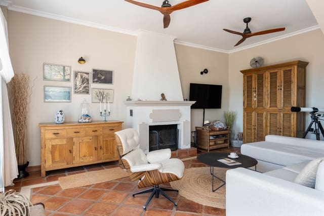 2 sovrum Hus till salu i Istán med pool - 699 000 € (Ref: 9100243)