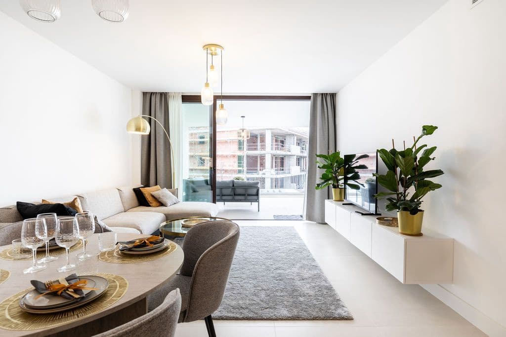 2 soveværelse Lejlighed til salg i Fuengirola med swimmingpool - € 449.000 (Ref: 9105173)