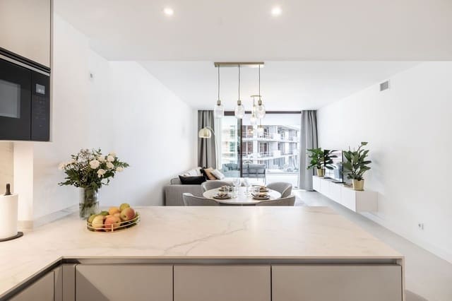 2 makuuhuone Huoneisto myytävänä paikassa Torreblanca, Fuengirola mukana uima-altaan - 449 000 € (Ref: 9105173)