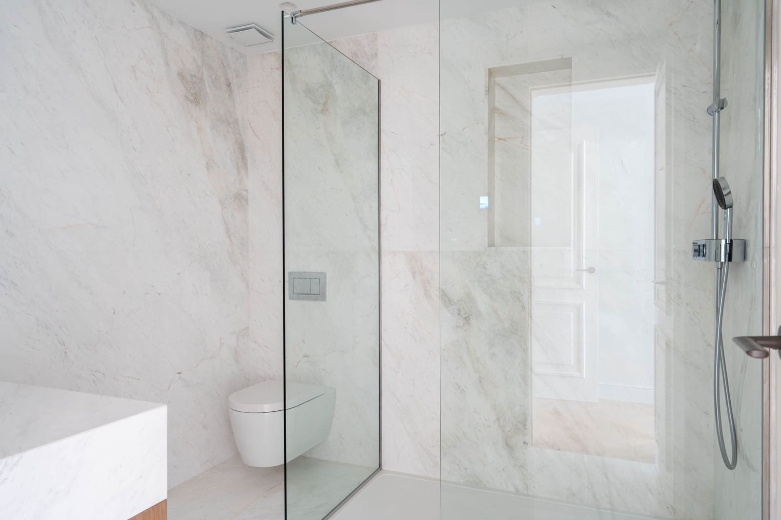 Casa de 4 habitaciones en Marbella en venta con piscina - 3.195.000 € (Ref: 9107000)