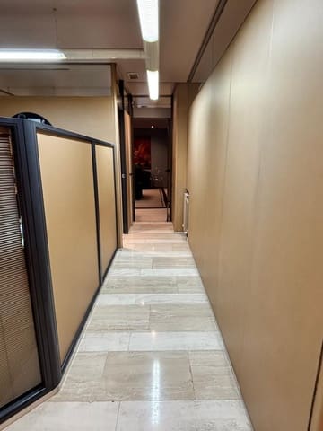 Commercial for sale in Madrid city - € 2,100,000 (Ref: 9109723)