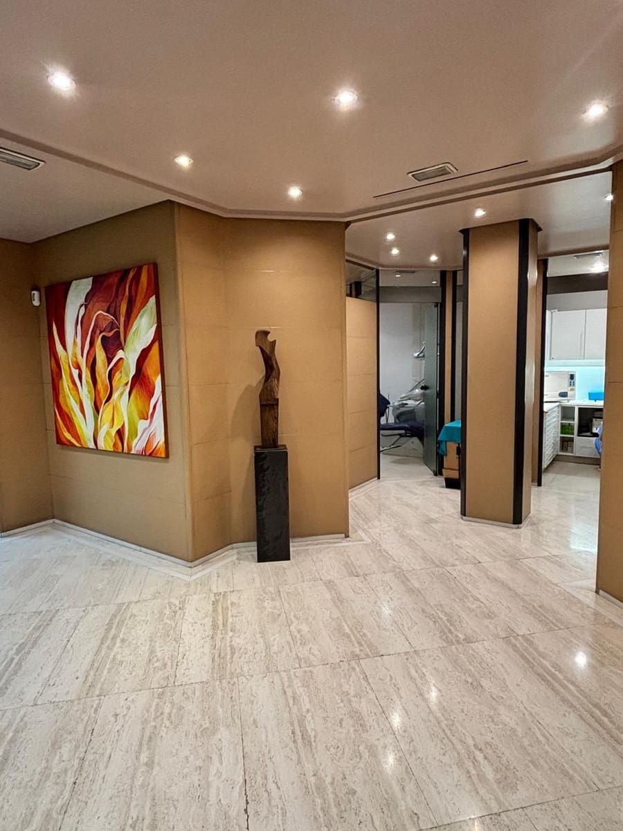 Erhverv til salg i Madrid by - € 2.100.000 (Ref: 9109723)