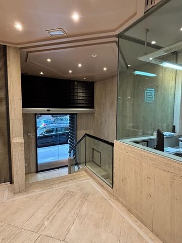 Commercial for sale in Madrid city - € 2,100,000 (Ref: 9109723)