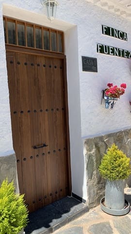 4 soveværelse Finca/Landehus til salg i Granada by - € 680.000 (Ref: 9109856)