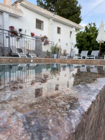 4 soverom Finca/Herregård til salgs i Granada by - € 680 000 (Ref: 9109856)