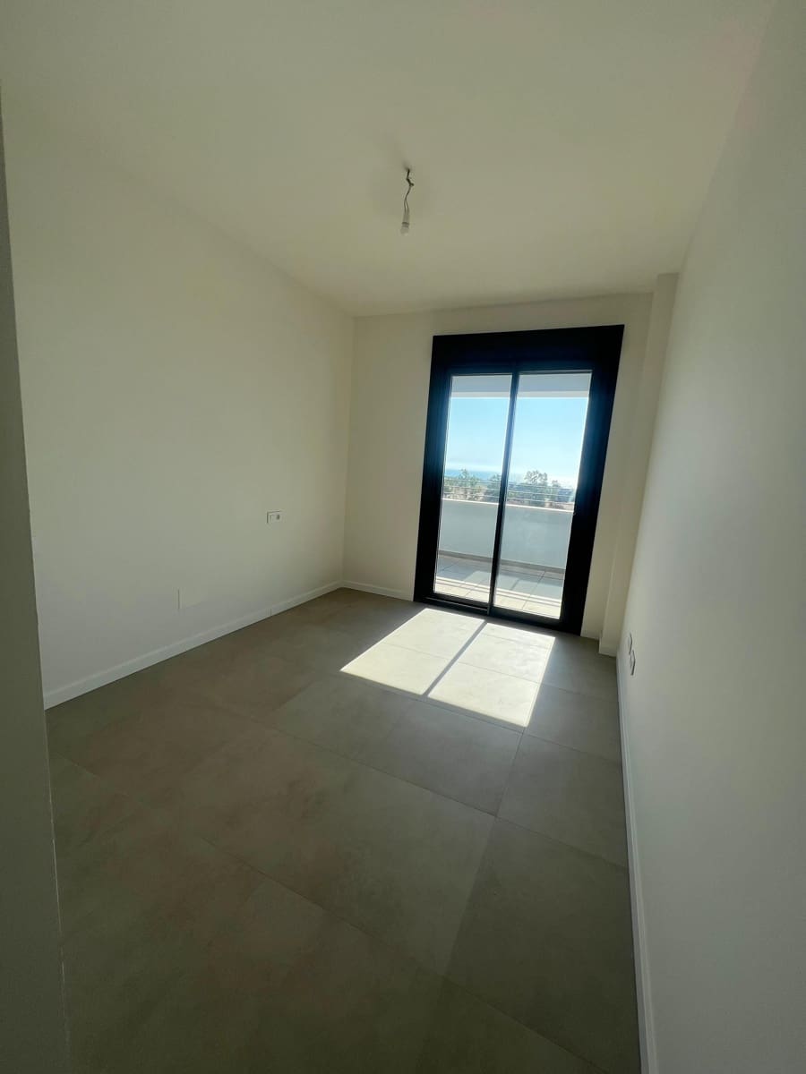 Takvåning till salu i Torremolinos - 1 450 000 € (Ref: 9111601)