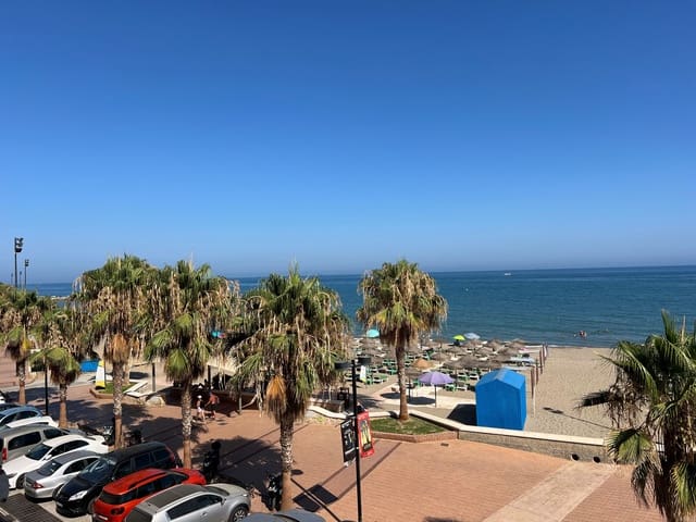 4 soveværelse Lejlighed til leje i Las Gaviotas  - Carvajal, Fuengirola - € 3.000 (Ref: 9118539)