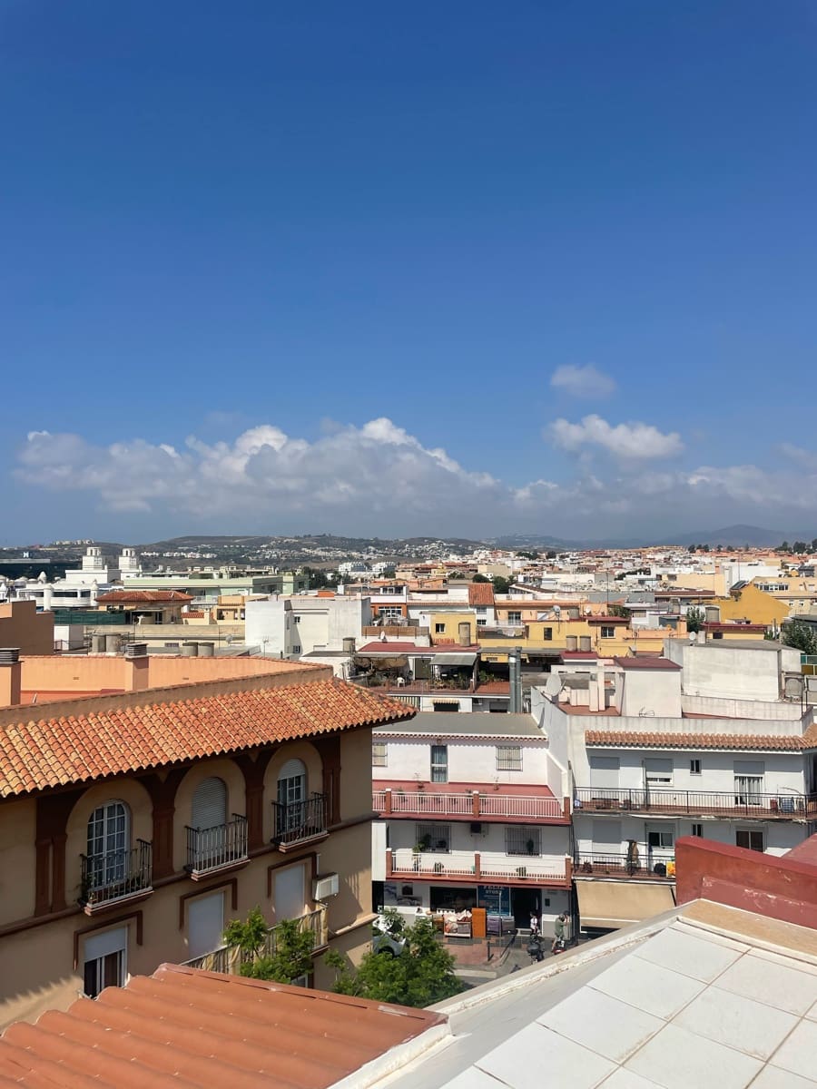 2 makuuhuone Huoneisto myytävänä paikassa Fuengirola - 299 000 € (Ref: 9124410)