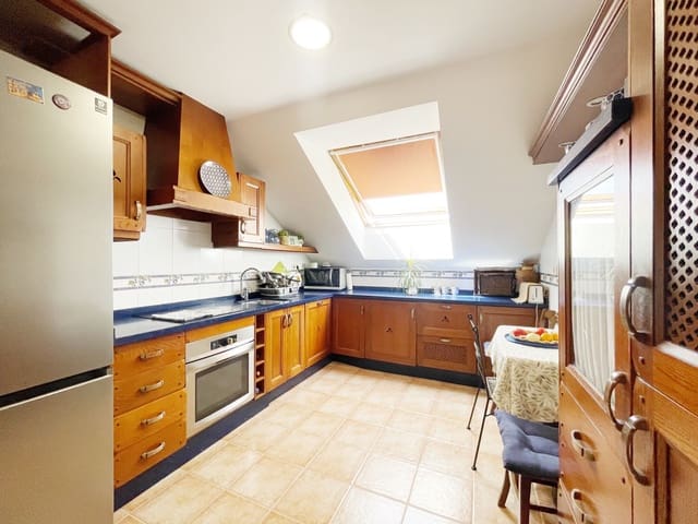 2 soveværelse Lejlighed til salg i Centro ciudad, Fuengirola - € 299.000 (Ref: 9124410)