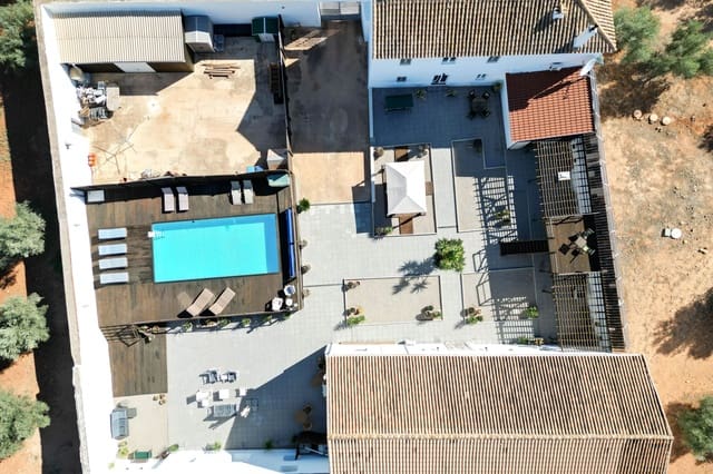 7 soveværelse Villa til salg i Antequera med swimmingpool - € 999.999 (Ref: 9127523)