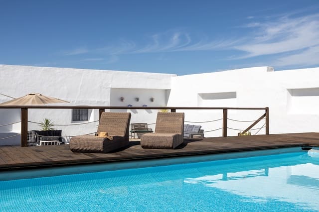 7 soveværelse Villa til salg i Antequera med swimmingpool - € 999.999 (Ref: 9127523)