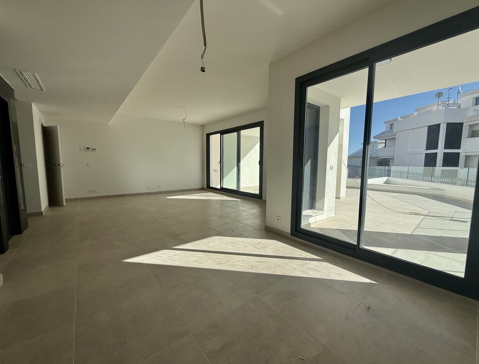 4 makuuhuone Omakotitalo myytävänä paikassa Benalmadena - 860 000 € (Ref: 9128675)